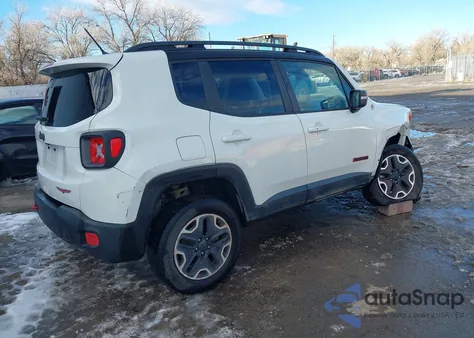 2016 Jeep Renegade Trailhawk z USA, uszkodzony, nr VIN ZACCJBCT0GPC74542